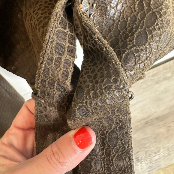 Chicos Snake Skin Faux Leather Jacket Brown Medium Size 1 8 Embossed Reptile - Picture 7 of 9